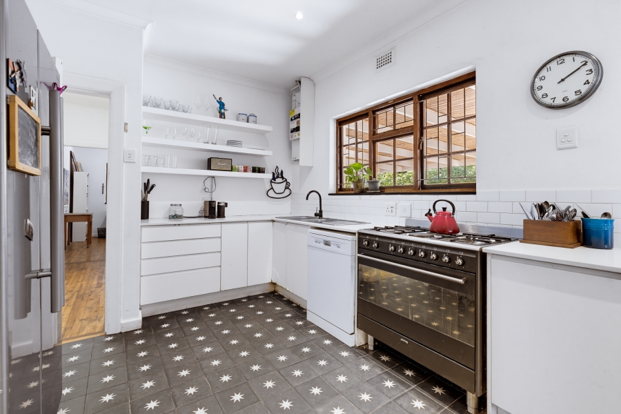 5 Bedroom Property for Sale in Pinelands Western Cape